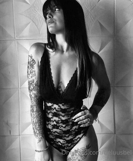 beluusbel star hot pic