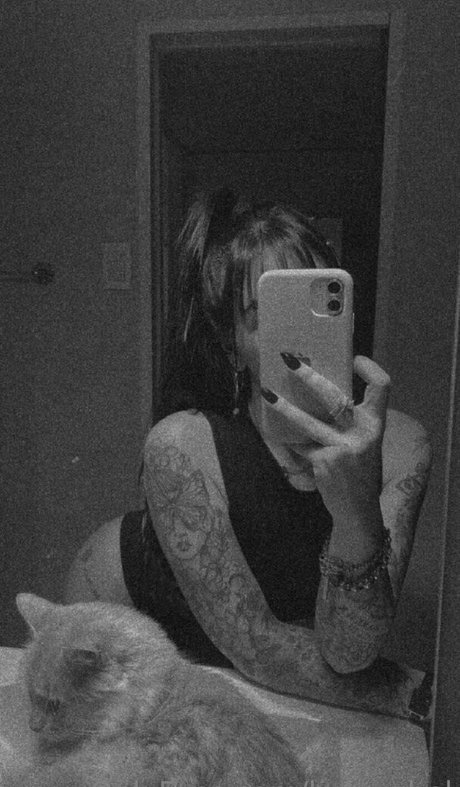 beluusbel perfect pornstar pic