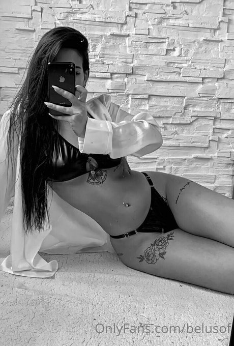 beluusbel pretty star photo