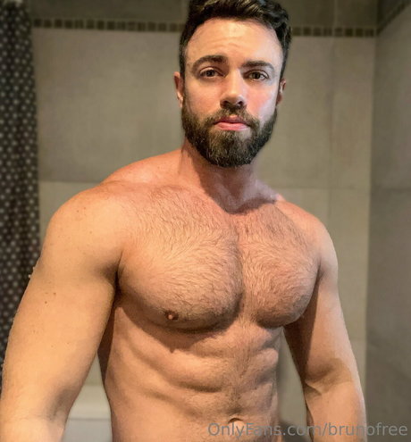 brunofree model nude picture