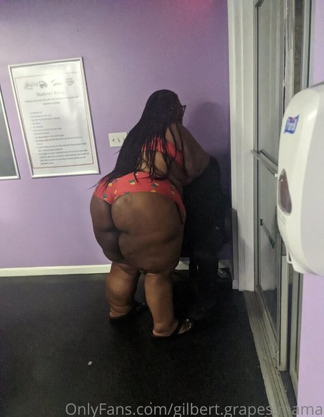 gilbert grapes mama naked star archive