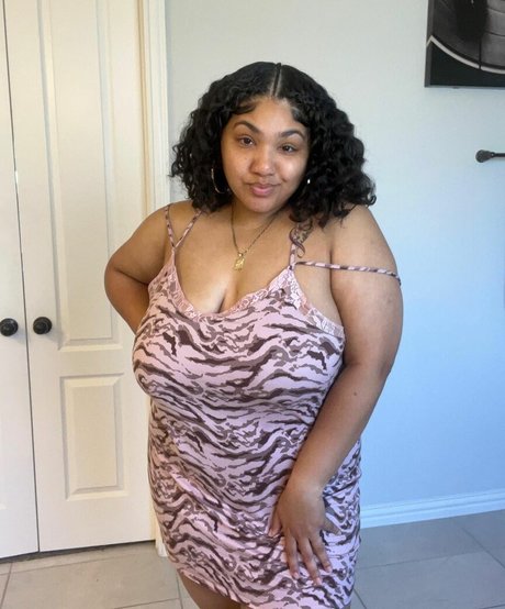 MizzMelons hot model pictures