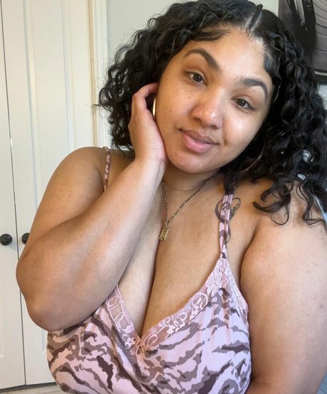 MizzMelons erotic star pictures