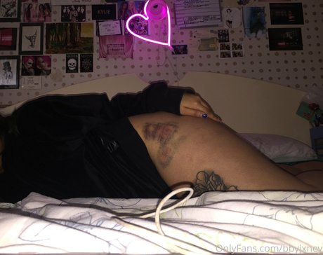 bbyjxney_ top pornstar image