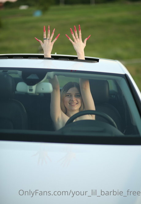 your lil barbie free nice model gallery