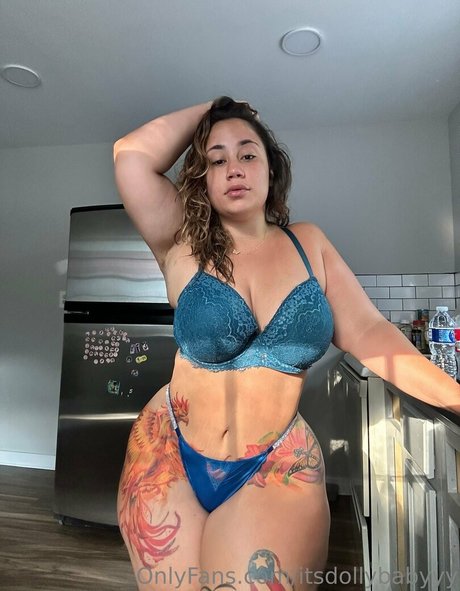 itsdollybabyyy pornstar archive