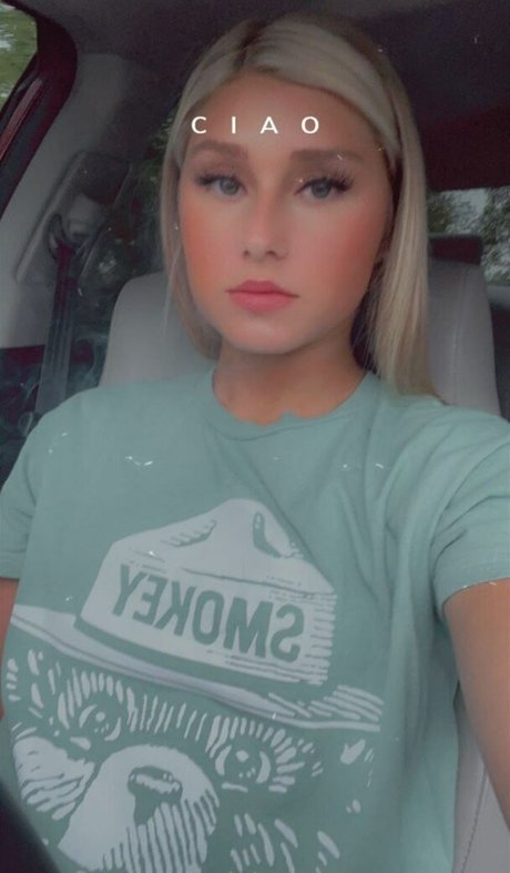 Slickkshaww model hd photo