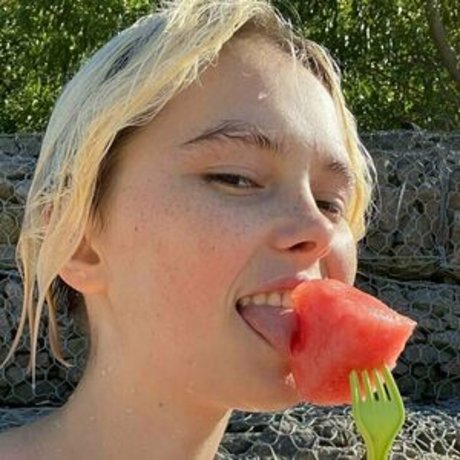 lowwwol free pornstar exclusive pics