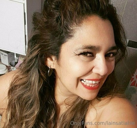 lainsatiable pornstar top img