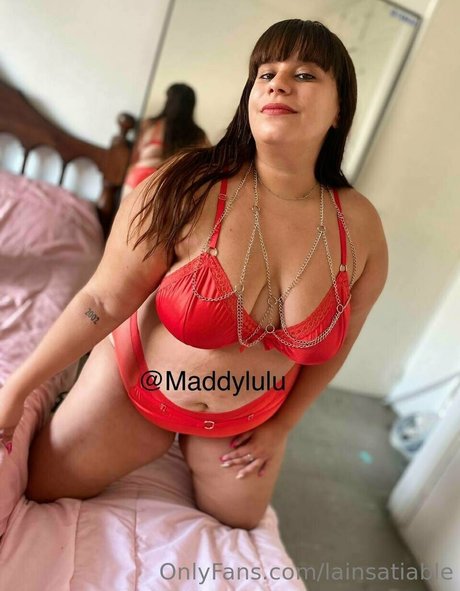 lainsatiable pretty actress galleries