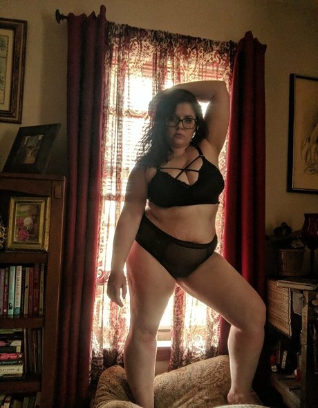 tits n shit star nude archive