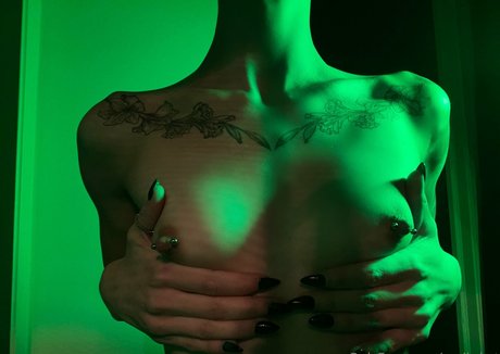 emily kat xxx pornstar picture