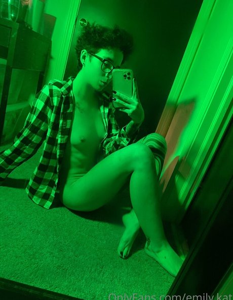 emily kat free pornstar pics