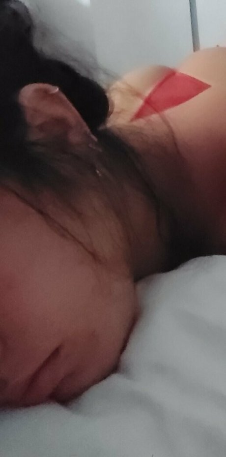 angerca naked actress pictures