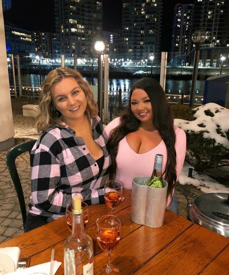 Jenn M pornographic model image