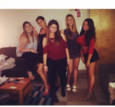 Jenn M star nude image