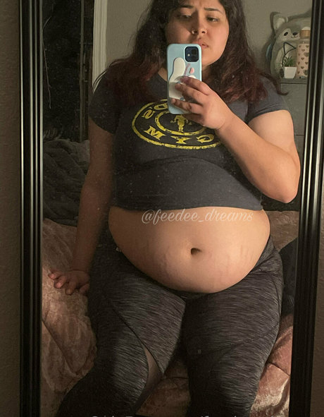 feedee dreams sex actress photo