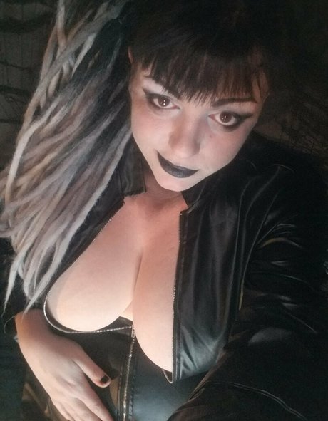 candy heart sexy model image