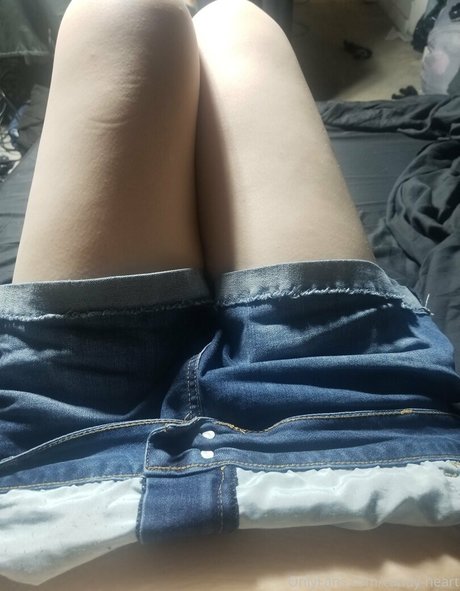 candy heart model pornographic pic