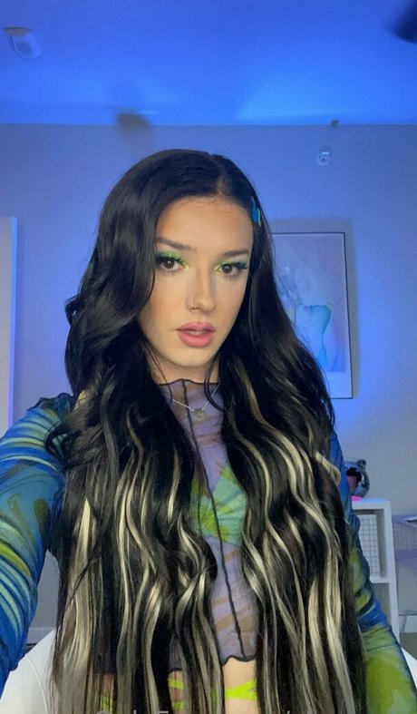 cloexrain erotic star archive