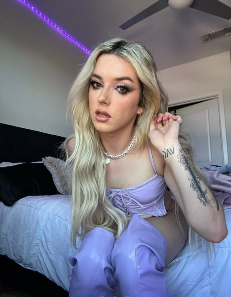 cloexrain model xxx picture