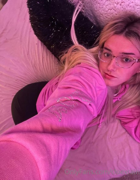 cloexrain art actress picture