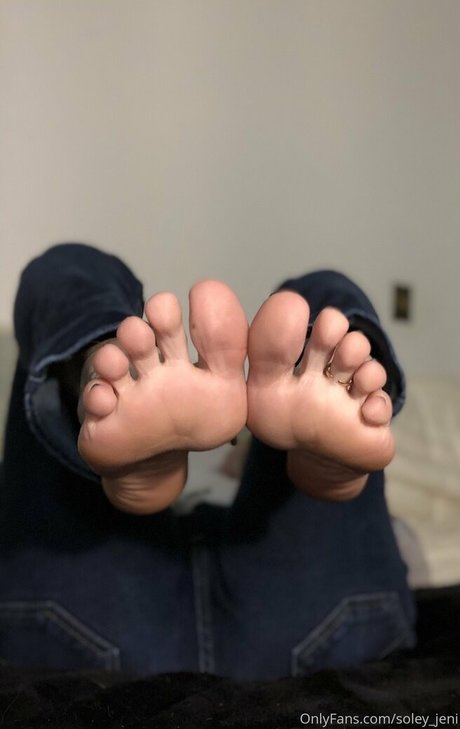 soley jeni model porn image