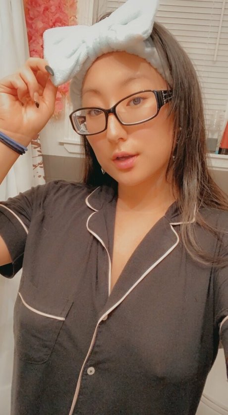 Bitesizedmeg star erotic pics