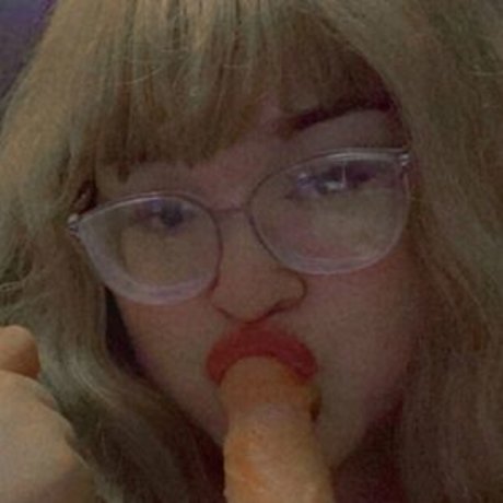 lovergirllynn model xxx pictures