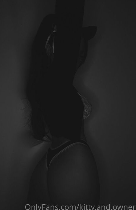 kitty and owner perfect actress photo