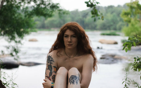 averyred99 pornographic star picture