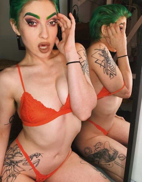 lolobrow pornstar nude gallery