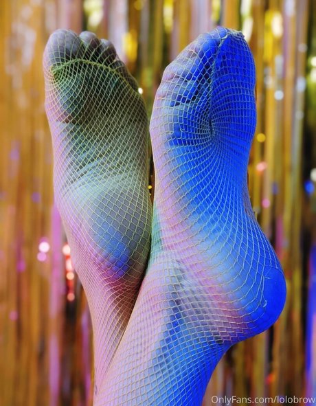 lolobrow top model photos