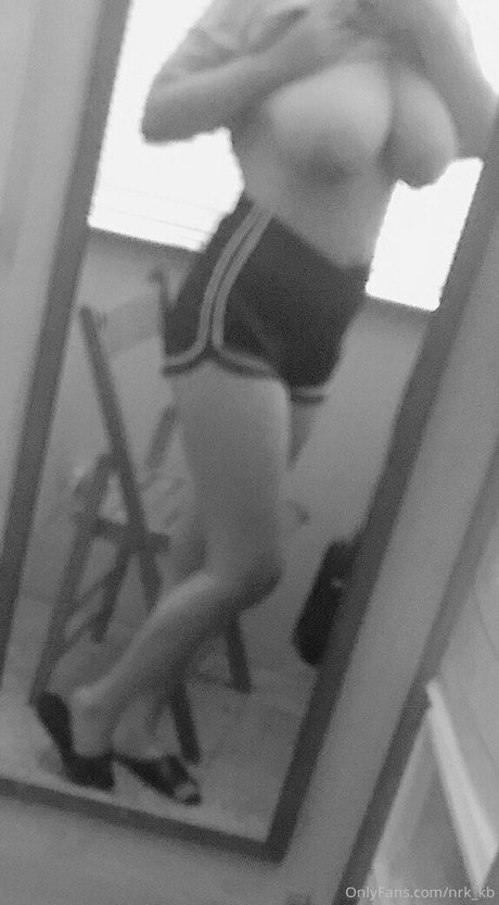 shemale fucks girl onlyfans hot sexy pic