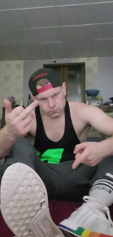 ronnboy star nude pictures