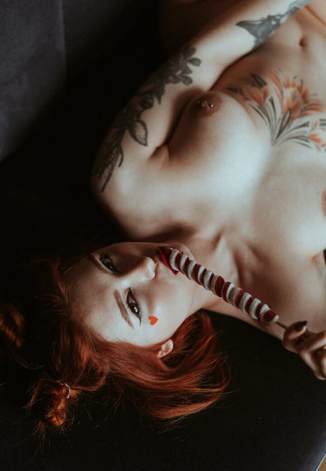 roskosh hot star pictures