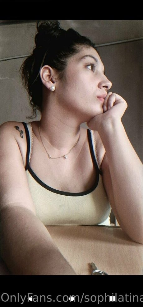 sophilatinaqueen hot pornstar photo