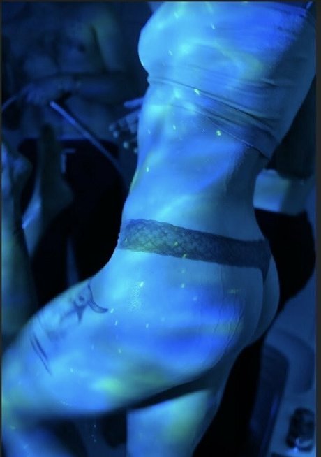 kitty delight model pic