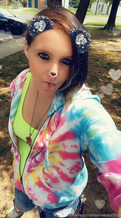 barrelbabe2020 adult actress image