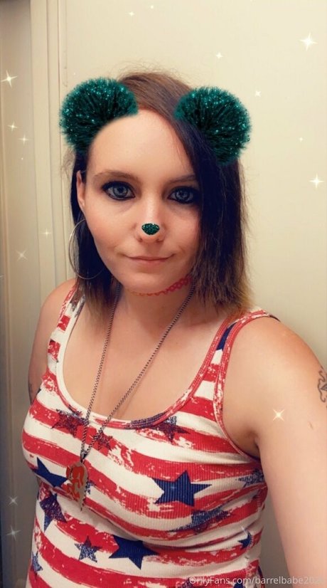 barrelbabe2020 exclusive model pic