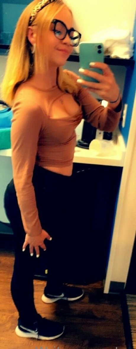 writemepoetry model art images