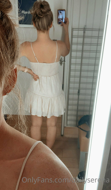 Dailyserena pornstar hot photos