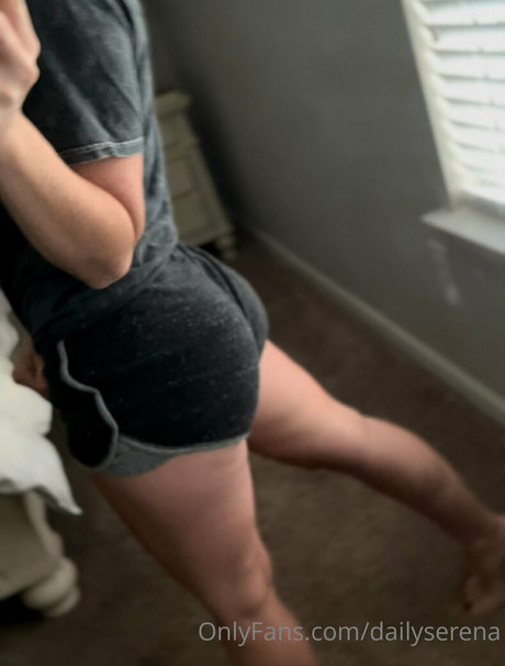 Dailyserena star pretty photo