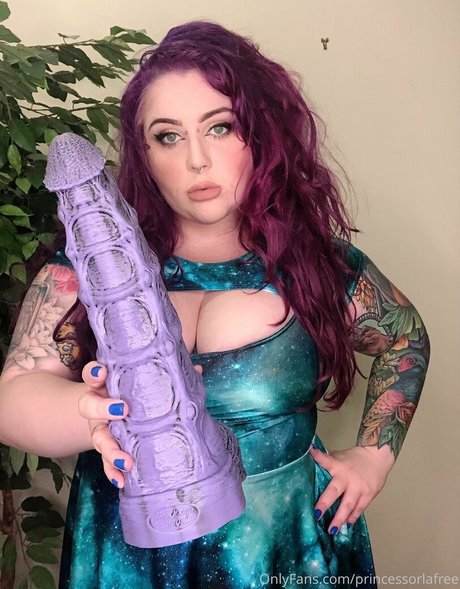 obeyorla star nude picture