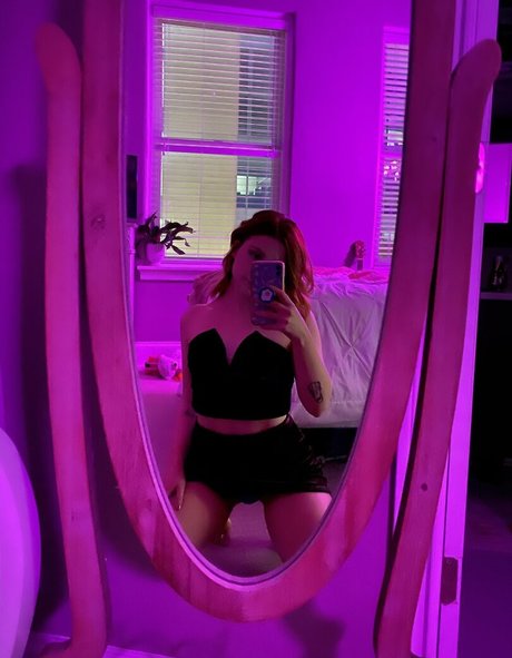 probablyreading erotic actress picture