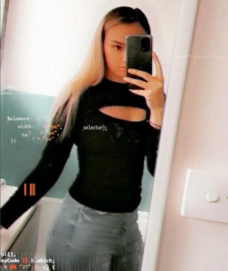 Jessie Venner naked actress galleries