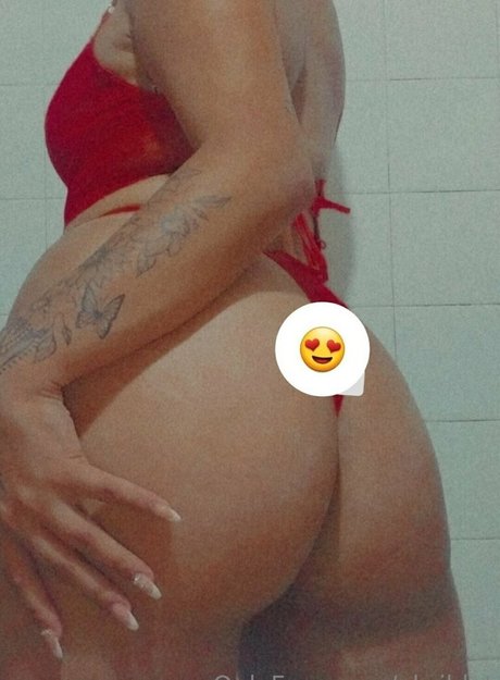 abrildott nude actress pictures