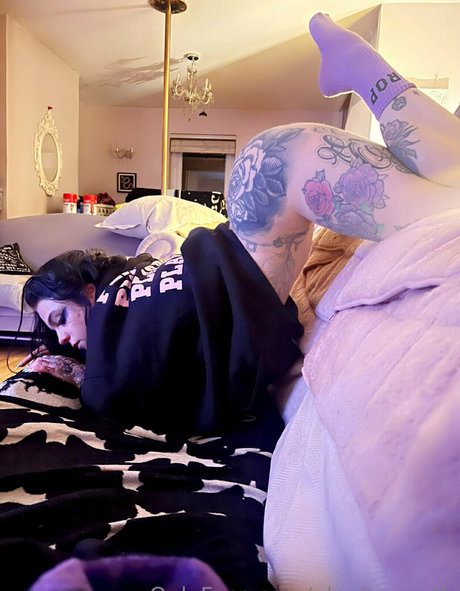 glamourgoth star hot pictures