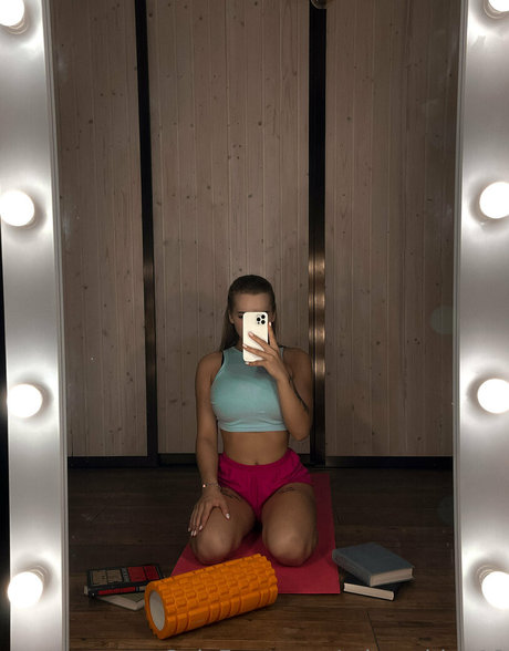 missashley19 pornstar sex img