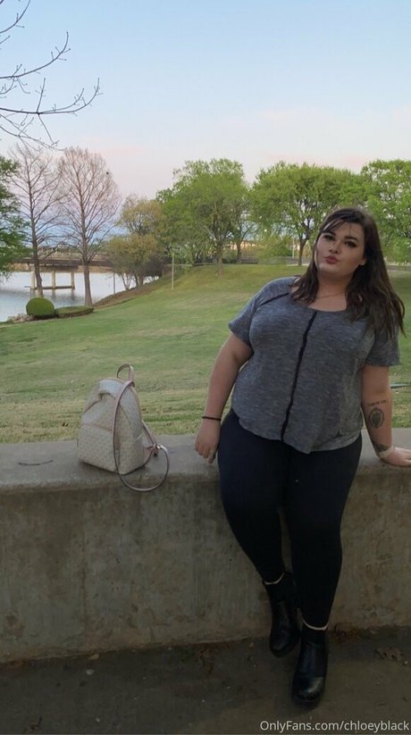 chloeyblack nudes star images